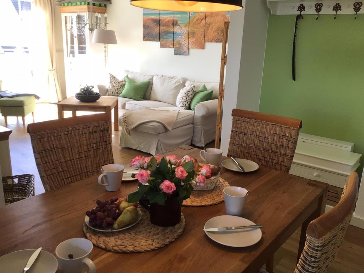 Ferienwohnung Morgensonne Born Bagian luar foto
